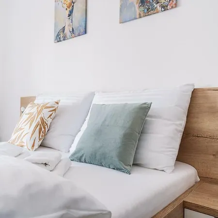 Self Check-In Apartments By Ambiente Apartment